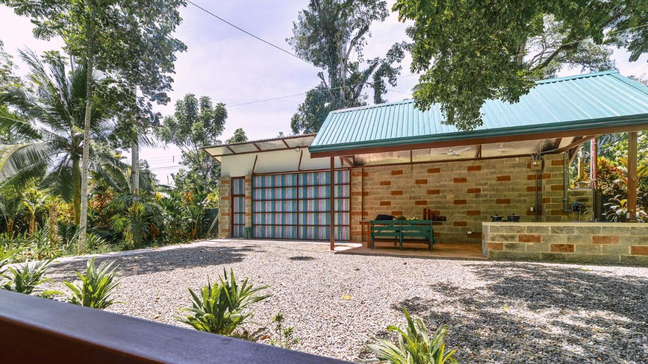 Casa Iris- For Family, Steps From The Beach, Pool And Yoga Deck *