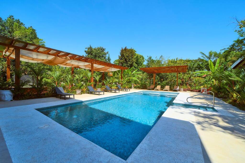 Casa Iris- For Family, Steps From The Beach, Pool And Yoga Deck Puerto Viejo de Talamanca
