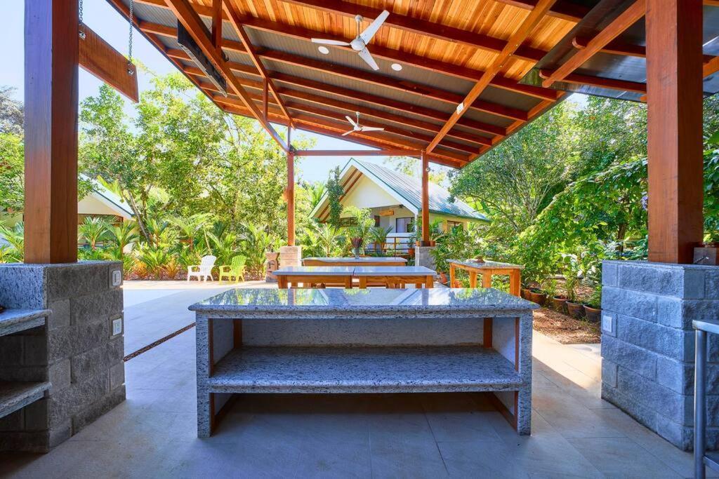Casa Iris- For Family, Steps From The Beach, Pool And Yoga Deck *